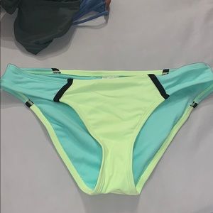 Full coverage bikini bottoms
